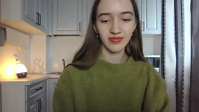 leslie my lovee online show from 09.28.25