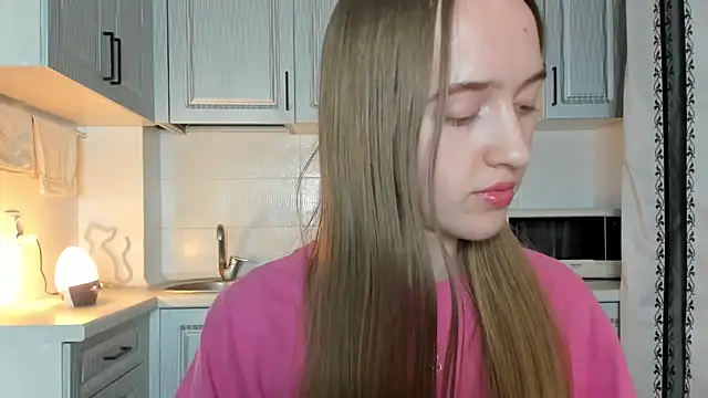 leslie my lovee online show from 11.11.25