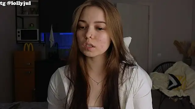 doll lol  online show from 10.26.25