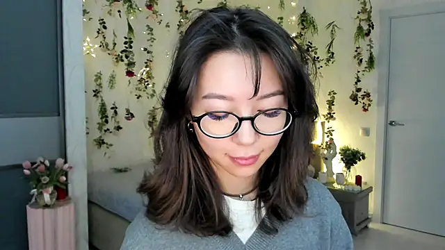 Snapshot of AgnieszkaBanana chatting on 04.22.26 AgnieszkaBanana online show from 04.22.26