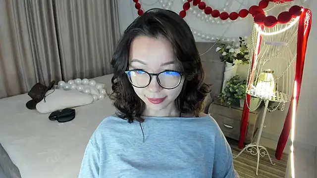 Snapshot of AgnieszkaBanana chatting on 05.19.26 AgnieszkaBanana online show from 05.19.26