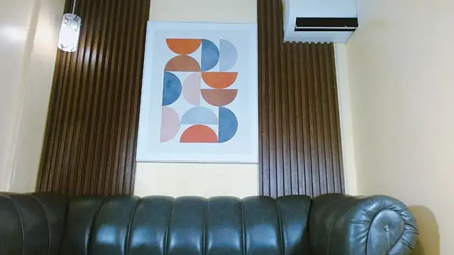 Nicole Ramires online show from 01.06.26