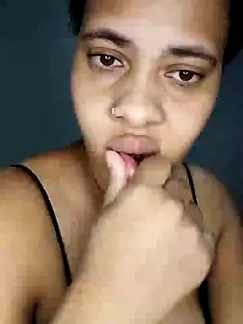 Snapshot of Su_Duarte_1 chatting on 02.20.25 Su Duarte 1 online show from 02.20.25