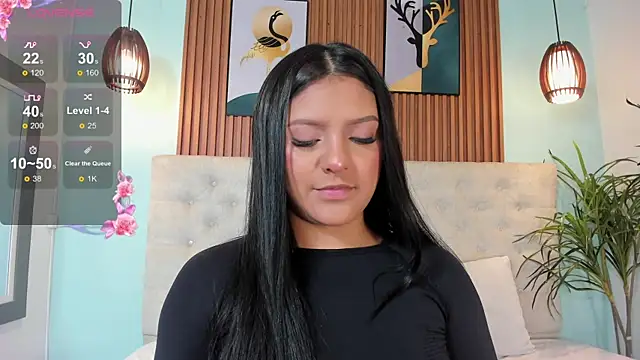 NicolleeEvanss online show from 02.06.25