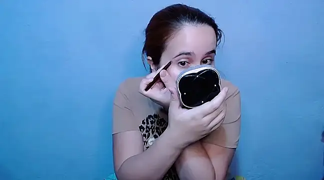 SubLayla01 online show from 01.10.25