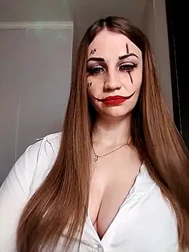 Snapshot of Verka199 chatting on 10.31.25 Verka199 online show from 10.31.25