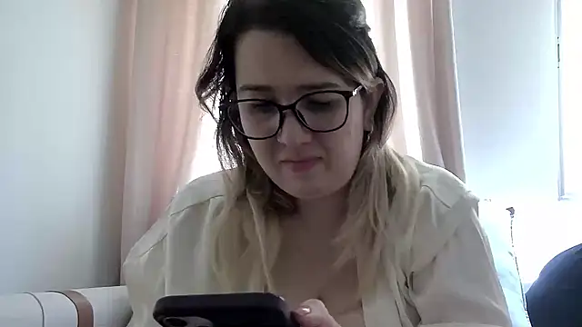 amooraaamoon online show from 10.08.25