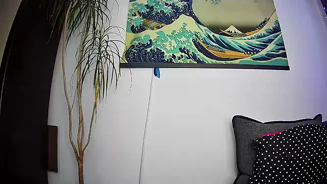 Snapshot of EmmaKrosss chatting on 03.20.25 EmmaKrosss online show from 03.20.25