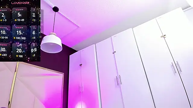 April bowie online show from 01.09.26