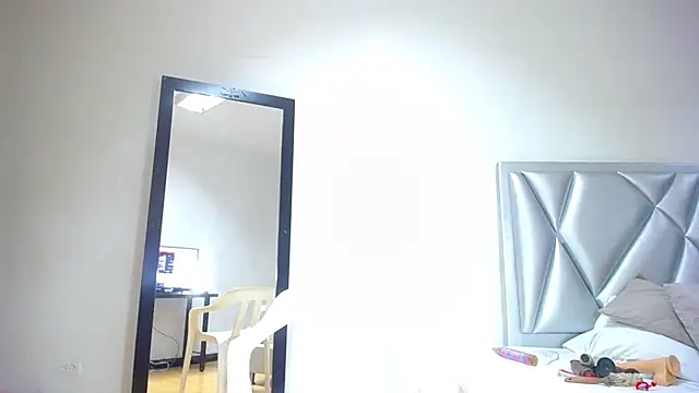 exotic karmella online show from 02.19.25