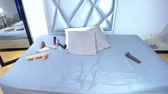 exotic karmella online show from 03.03.25