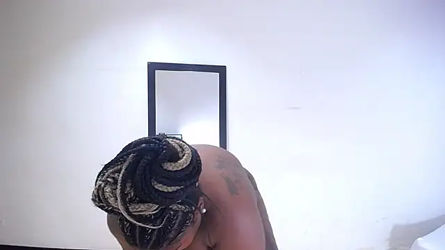 exotic karmella online show from 09.24.25