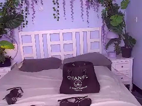 FerrariRedxBabestation online show from 03.19.25