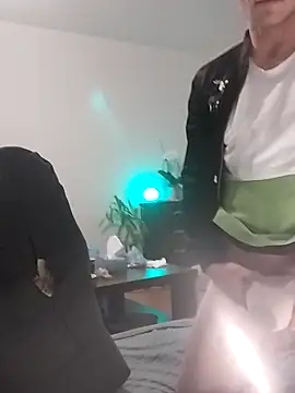 Kamien32 online show from 12.22.25