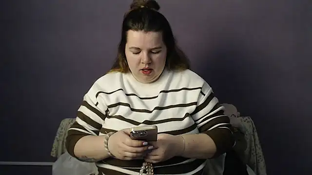 so shy online show from 02.24.26