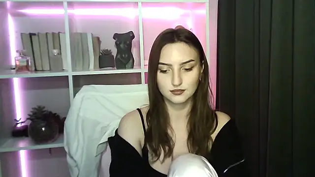 X Alisa online show from 10.12.25