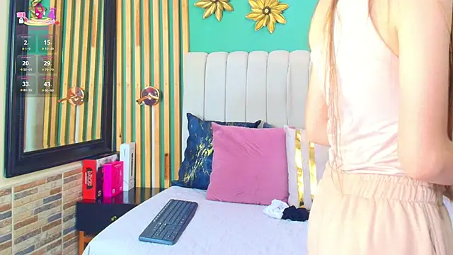 Snapshot of katlyn_martins chatting on 02.26.25 katlyn martins online show from 02.26.25