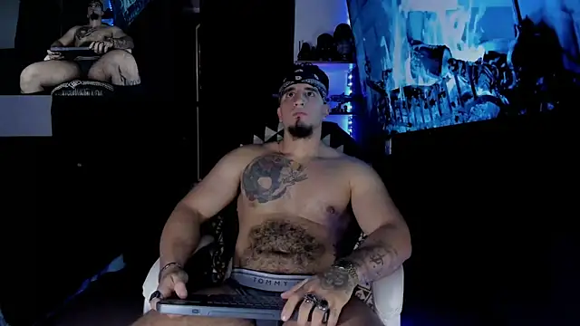 Snapshot of kingbear777 chatting on 01.08.25 kingbear777 online show from 01.08.25