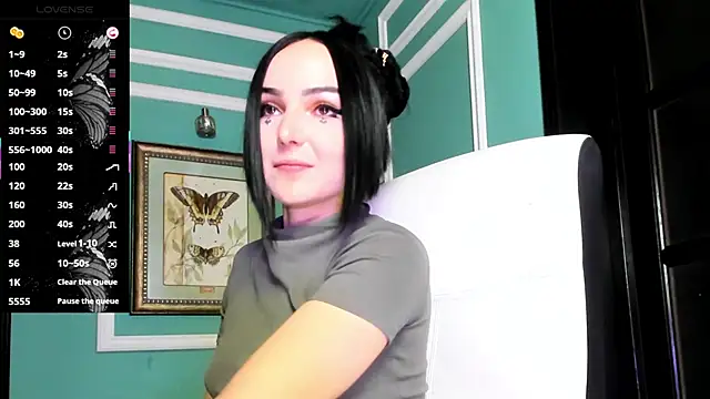 1Munique online show from 03.20.25