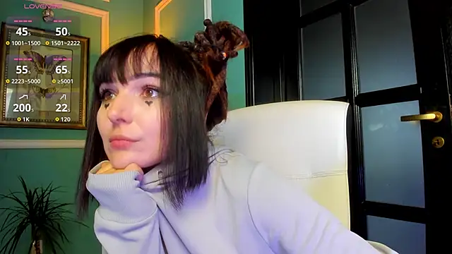 1Munique online show from 09.30.25