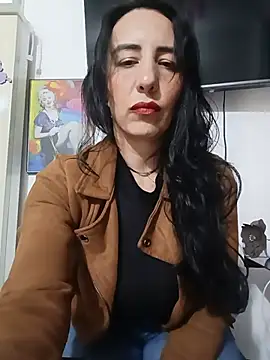Snapshot of christine-x chatting on 06.02.26 christine-x online show from 06.02.26