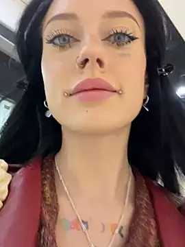 Melissa crazy online show from 12.13.24