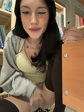 Snapshot of Melissa_crazy chatting on 04.29.26 Melissa crazy online show from 04.29.26