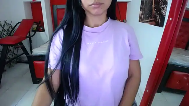 Letty Plugxo online show from 09.13.25