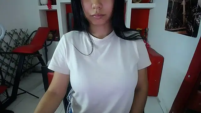 Letty Plugxo online show from 09.18.25