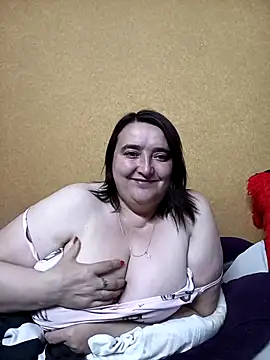 Snapshot of Liluboobs chatting on 04.06.26 Liluboobs online show from 04.06.26