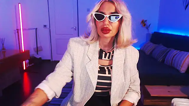 beauty chl0e online show from 12.08.24