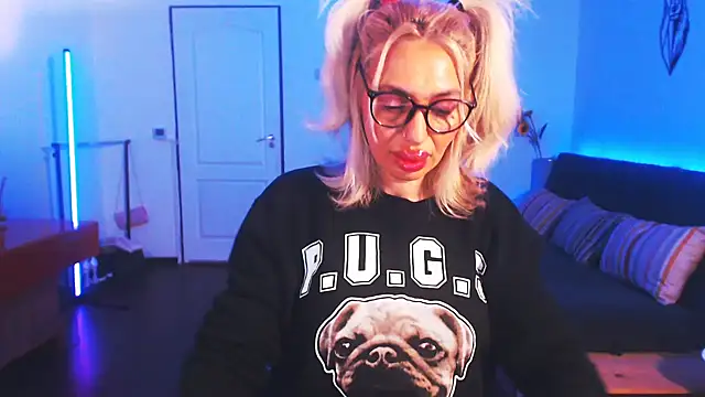 beauty chl0e online show from 01.02.25