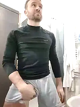 Snapshot of gilera250s chatting on 01.28.25 gilera250s online show from 01.28.25