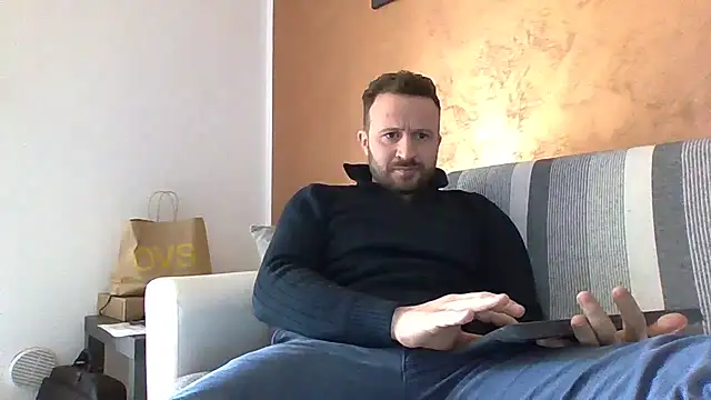 Snapshot of gilera250s chatting on 02.02.25 gilera250s online show from 02.02.25