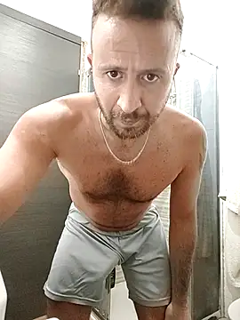 Snapshot of gilera250s chatting on 11.19.25 gilera250s online show from 11.19.25