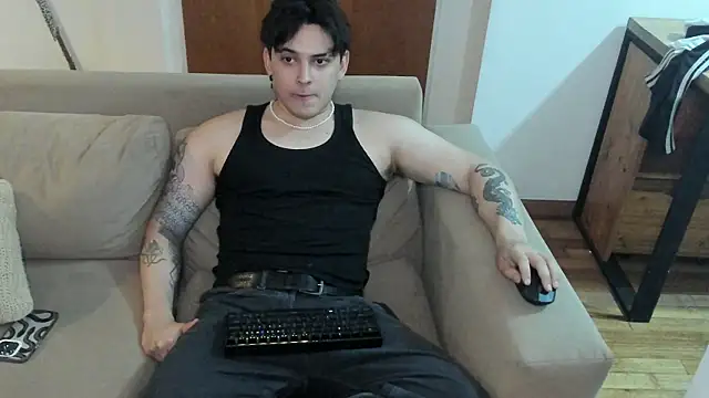 Snapshot of Markuss_b chatting on 02.02.25 Markuss b online show from 02.02.25