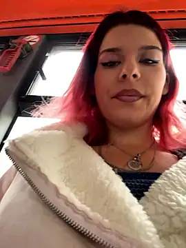 RiriRoseey online show from 11.18.25