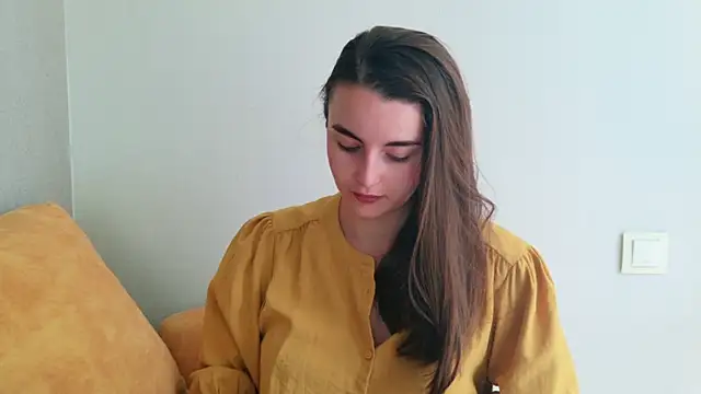 Miss Arwen online show from 07.24.26