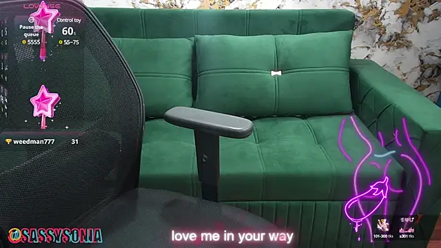 Snapshot of sassysonia chatting on 02.26.25 sassysonia online show from 02.26.25