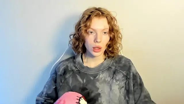 StellaDavis online show from 12.19.25