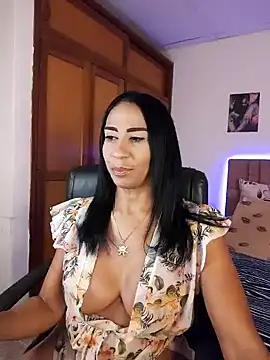 charlotte bayron02 online show from 06.07.26