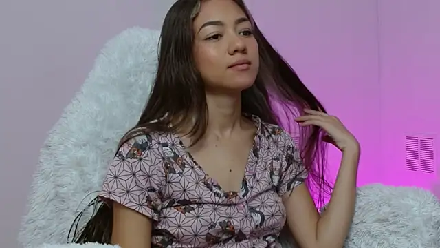 hantonella  online show from 11.18.25