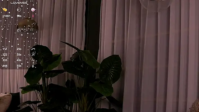 Snapshot of CynthiaWest chatting on 03.11.26 CynthiaWest online show from 03.11.26