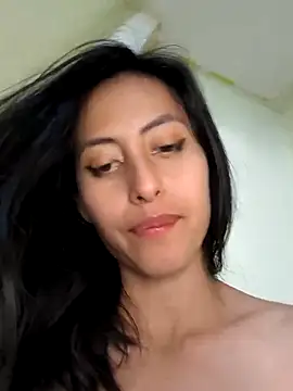 Anahi cake online show from 03.14.25