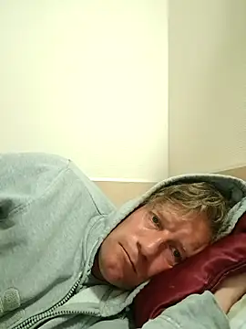 MArciQuarky online show from 09.14.25