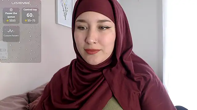 Snapshot of Dalila_bashar chatting on 10.03.25 Dalila bashar online show from 10.03.25