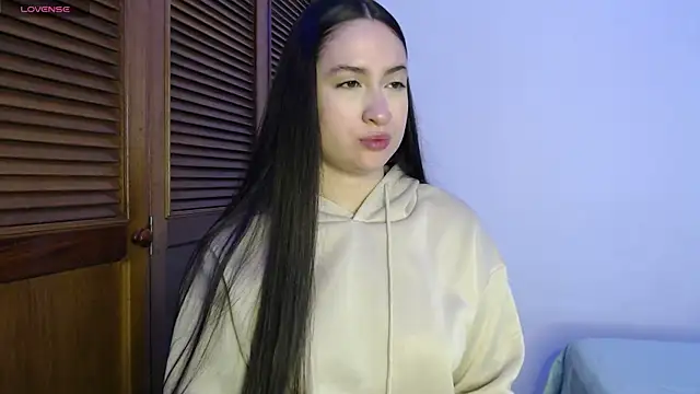 sofiaduque 26 online show from 10.16.25