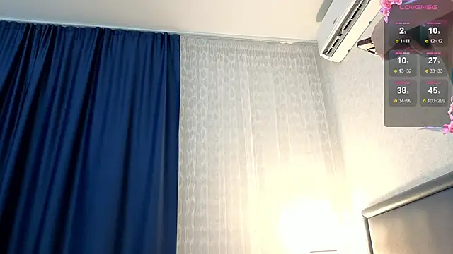 Brilliant-Kiss online show from 12.03.25