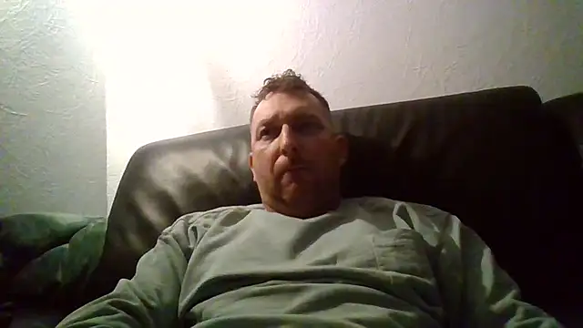 Snapshot of Au_plaisir_des_femmes chatting on 11.30.25 Au plaisir des femmes online show from 11.30.25