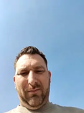 Snapshot of Au_plaisir_des_femmes chatting on 03.08.26 Au plaisir des femmes online show from 03.08.26